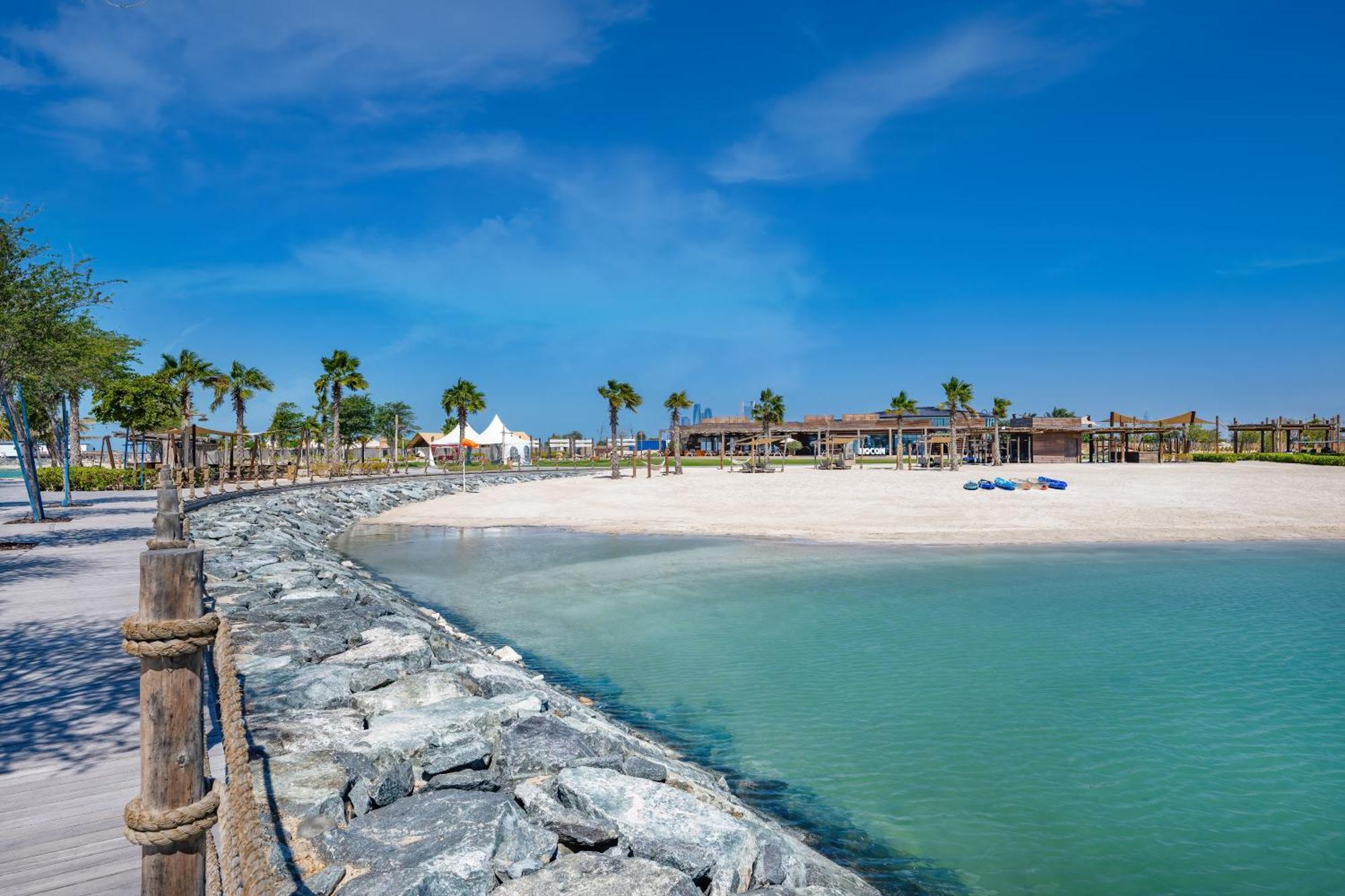 Bab Al Nojoum Hudayriyat Villas Абу Даби Екстериор снимка