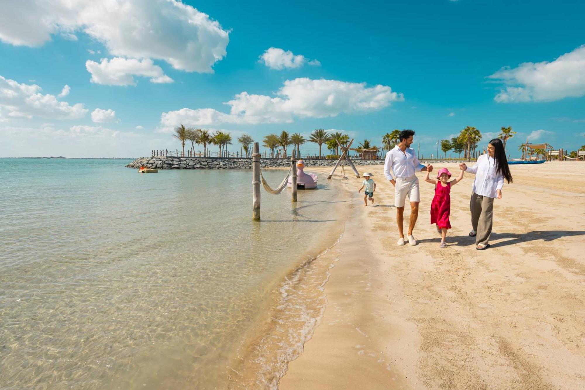 Bab Al Nojoum Hudayriyat Villas Абу Даби Екстериор снимка